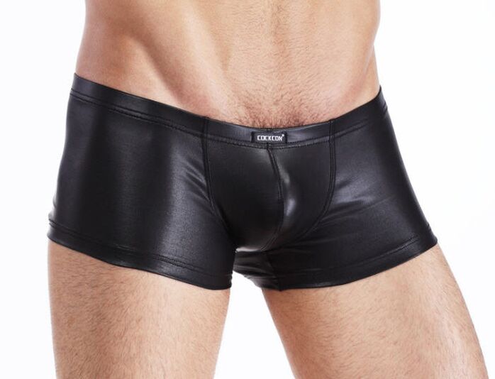 The average penis size of a teenager at the end of his training is 13 to 16 cm.